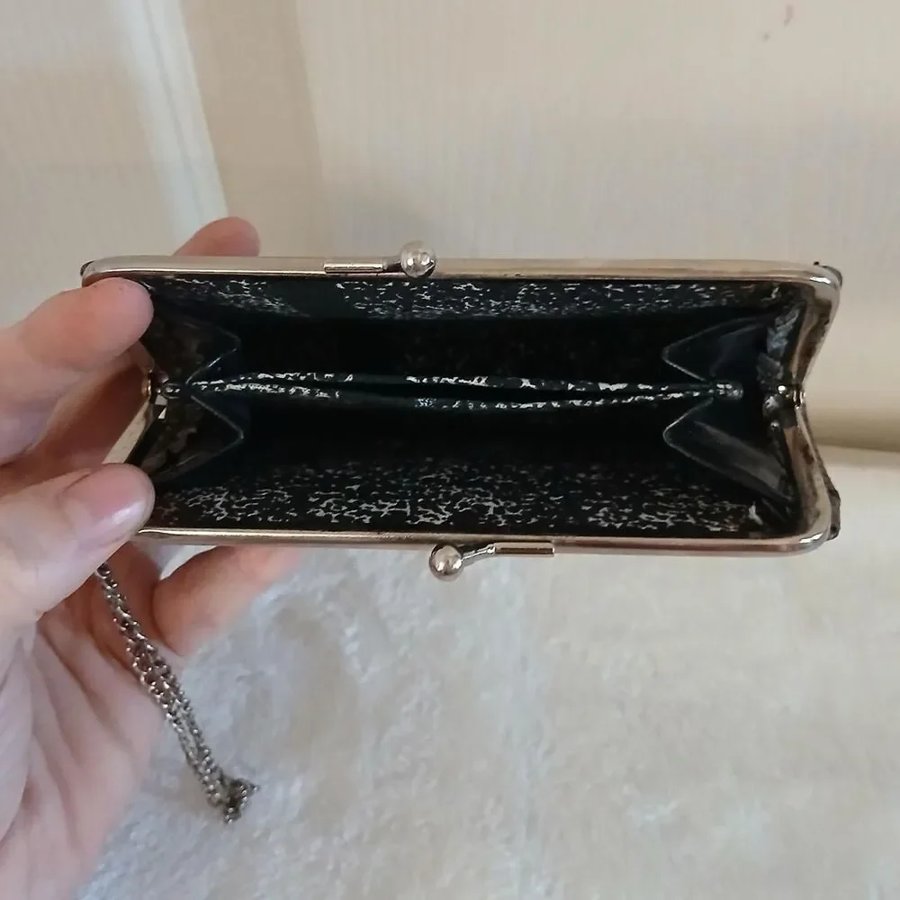 Vintage MCM gold & black coin purse kiss lock closure chain strap retro glam